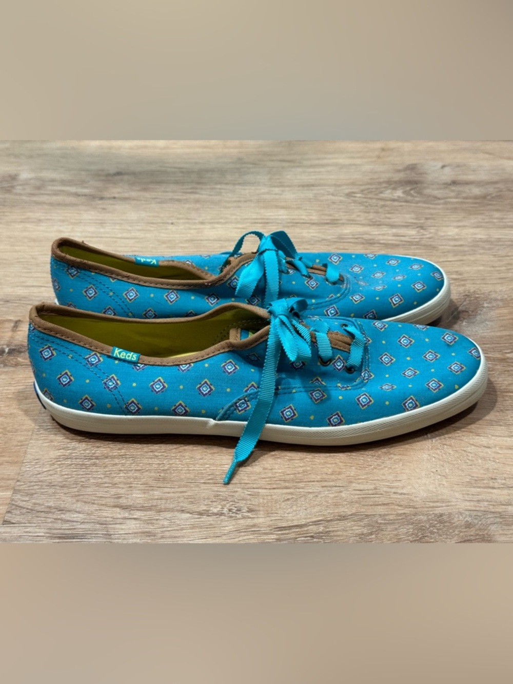 NEW Keds Turquoise Patterned Canvas Sneakers with Ribbon Laces Size 9.5